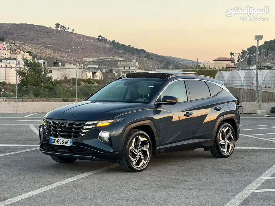 هونداي توسان/2022 Plug In فل الفل فتحة سقف بانوراما  4x4 ///271Hp   ( Haybrid) 1600cc