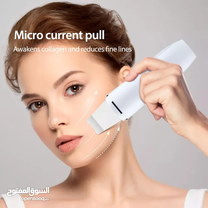 جهاز تنظيف البشرة بعمق بالموجات التراسونيك تنظيف الزيوان و الجلد سكن سكرابر Ultrasonic Skin Scrubber