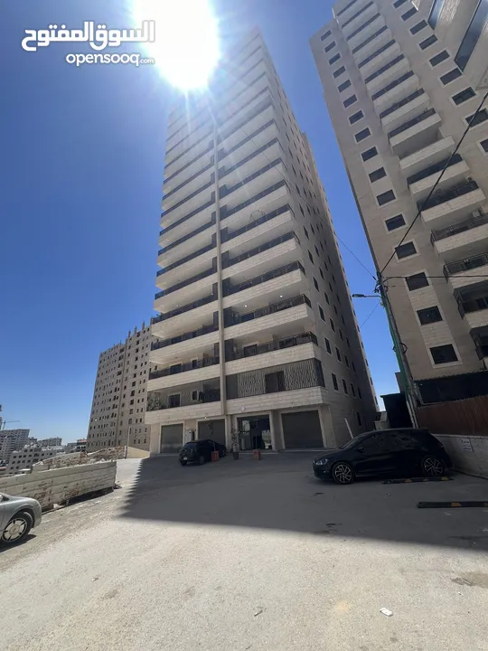 خيري فيالة