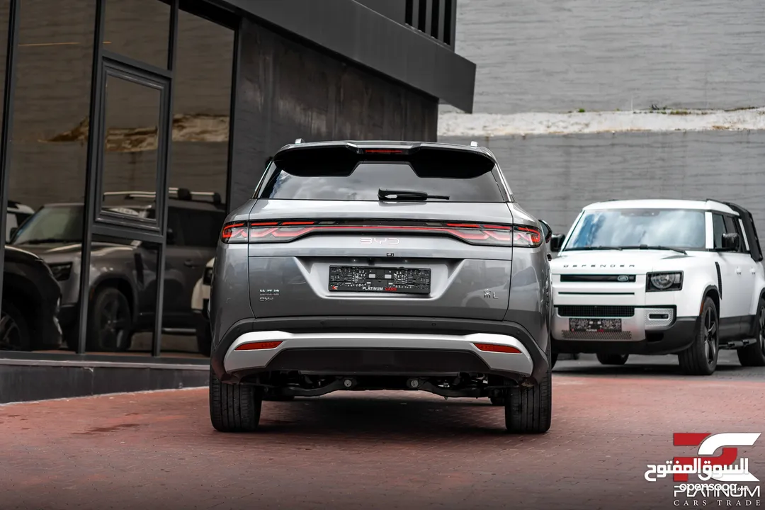 BYD سونغ L...أعلى فئة فل كامل جميع  الاضافات محرك1500 يقطع 1200كيلو وبطارية تقطع 150 كيلو بالشحنة