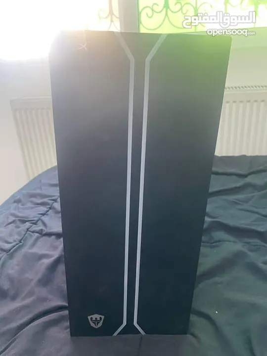 Case I5 8400 + كرت شاشة مدمج