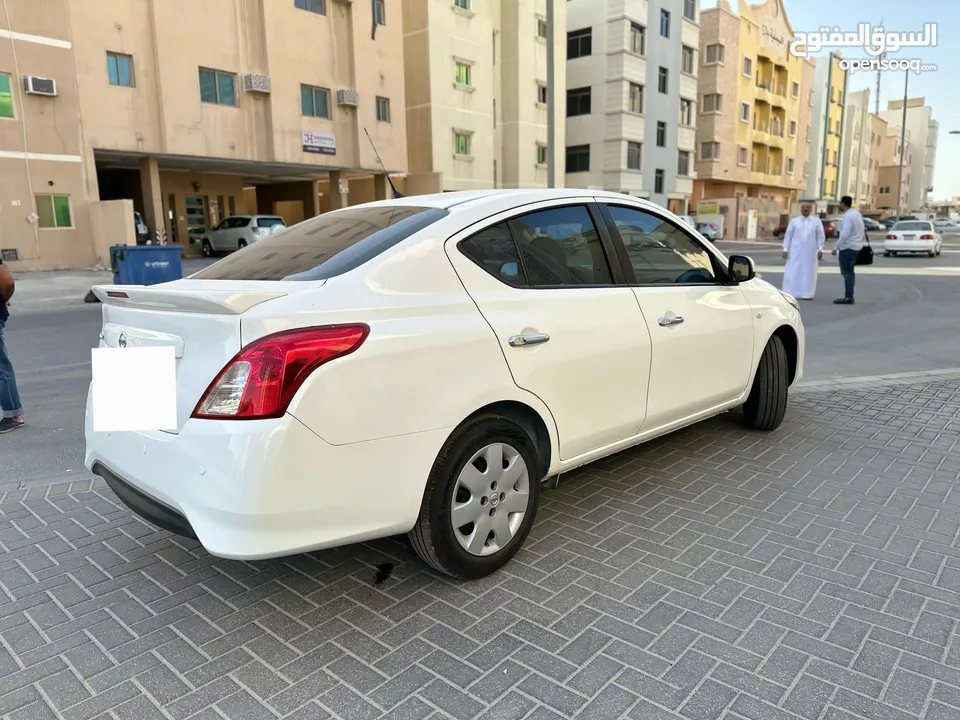 Nissan sunny