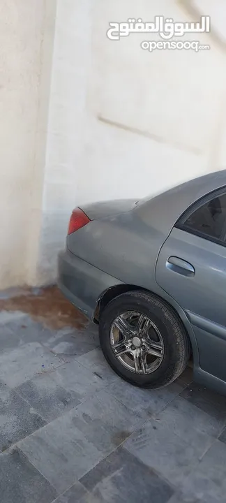 كيا ريو 2001
