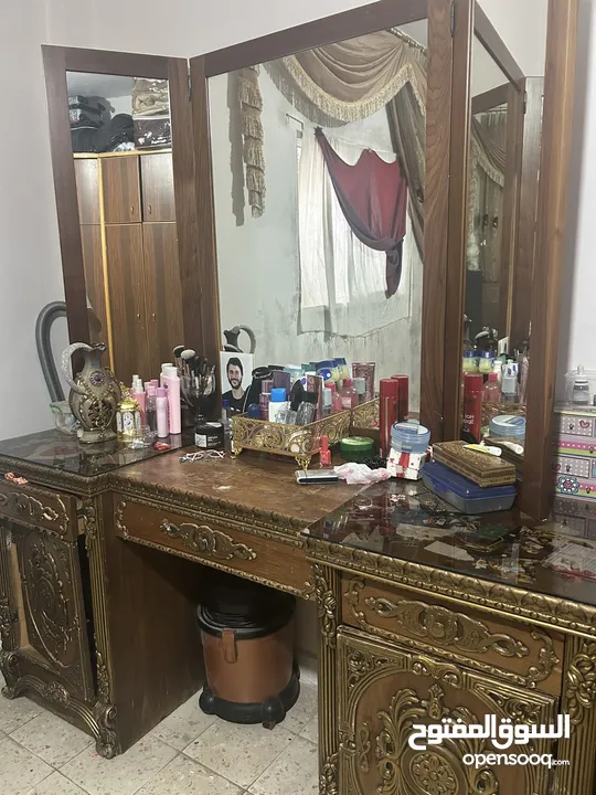 سرير خشب للبيع +خزانة طابقين تقيلة+ تسريحة مصرية دمياطية ثقيل