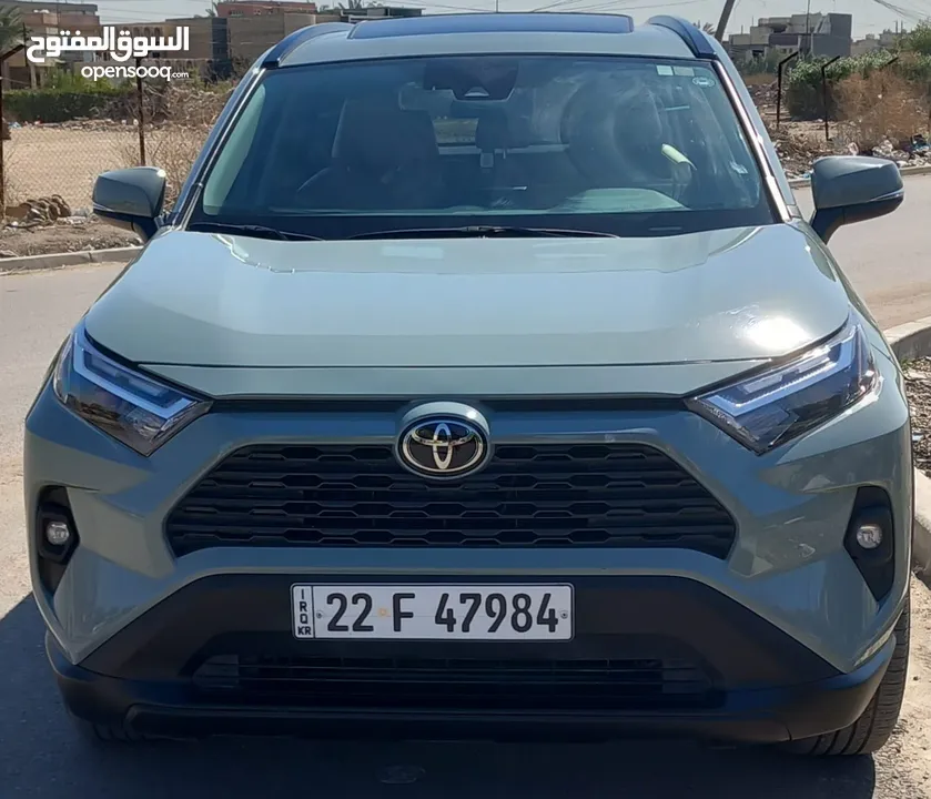 2022 toyota rav4 xle premium gray