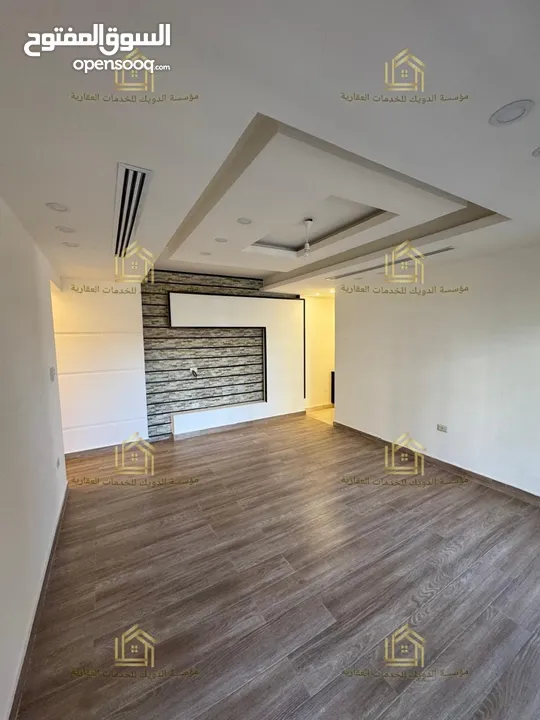 شقة فاخرة - دير غبار - 4نوم 2ماستر - 250م - بإطلالــــه مميزة - منطقة هادئة ومميزة