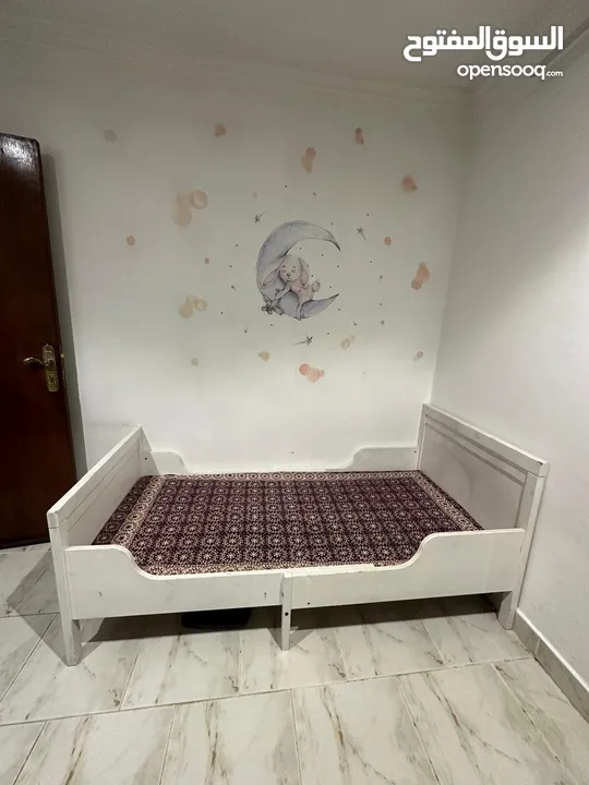 single Bed with Matress