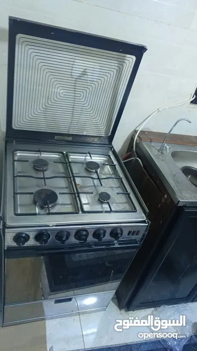 كنب و غاز و ثلاجه