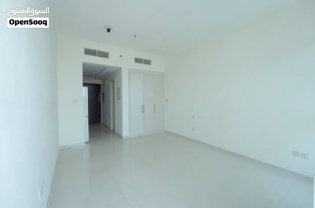 استديو لقطه كامل الخدمات مؤنث بالكامل بمسبح خاص وحديقه والسعر غير قابل للمنافسه بادر بالحجز