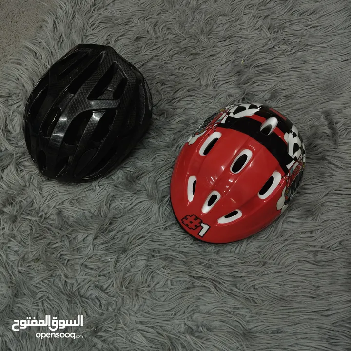 سكيتات VIP   عجال مطاط هيكل بلاستيك مقوى شفرات حديد .