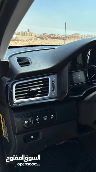 كيا نيرو هايبرد موديل 2018 وارد كوريا كلين تايتل فحص كامل.  Kia Niro hybrid 2018 Korean spec.