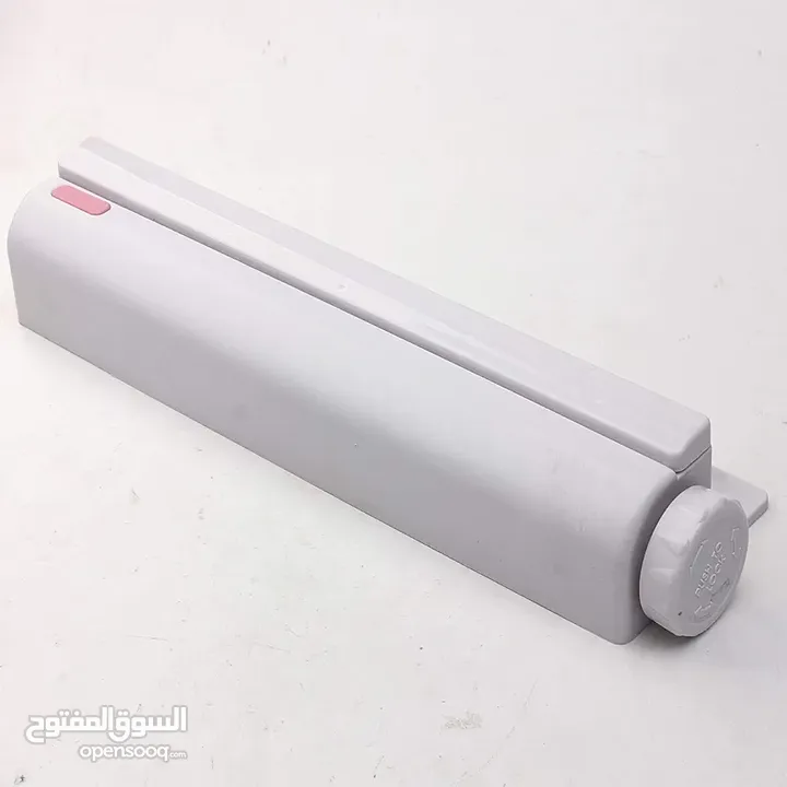 حبل الغسيل  الجداري