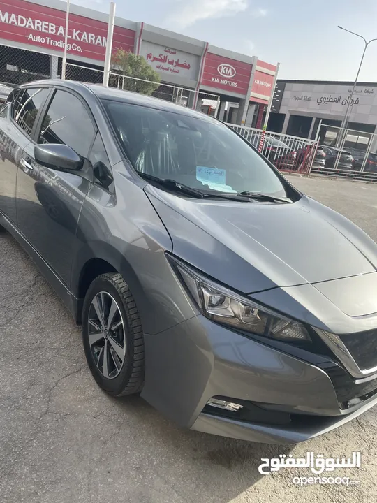 نيسان ليف 2020 plus)SV/S)بالشحنة 450 سياراتين بحال الوكالة وراد امريكي