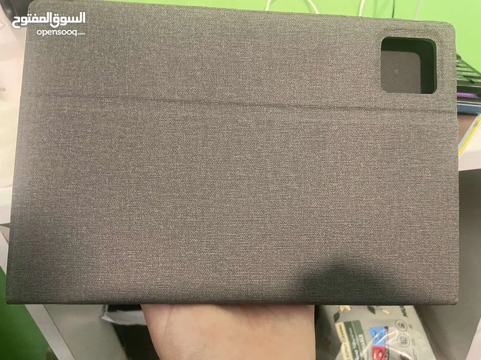 تاب اوتيتو مستعمل بحالة ممتازة.