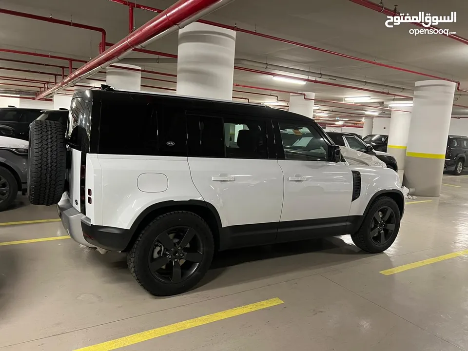 Land Rover Defender2023 وارد وصيانة المحمودية Plug in hiybrid one owner