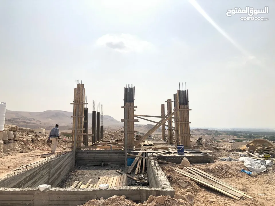 فرصة استثمارية نادرة  شاليه قيد الإنشاء بأرض واسعة مطل على جبال فلسطين وسد الكرامة