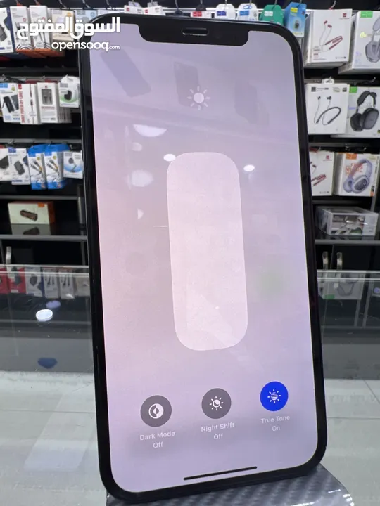 iPhone 12 (64 GB) ايفون 12 مستعمل  بحالة جيدة جدا بطارية اصلية 99٪؜  فاصل بصمة الوجه فقط لا غير