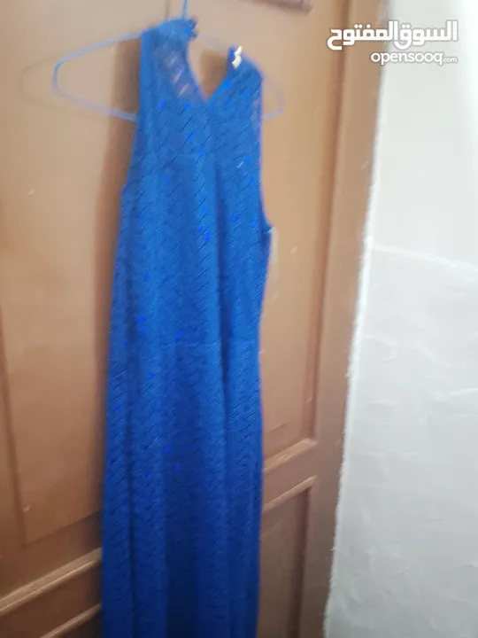 مجموعة فساتين للبيع او للايجار