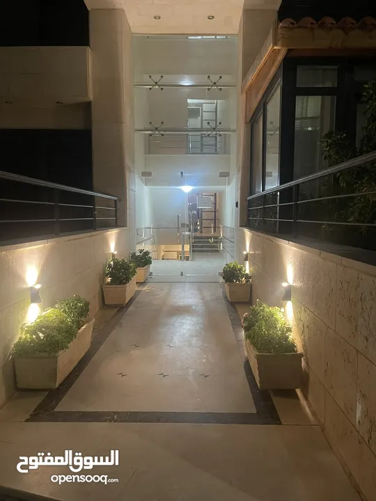 شقة مميزة للإيجار في دير غبار ،خلف فندق Olive Tree