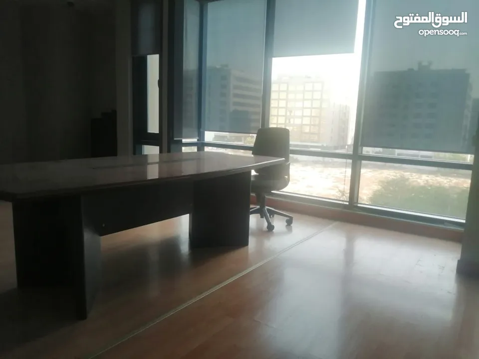 Office space for rent in burdubai