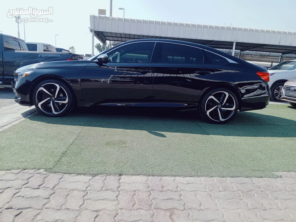 HONDA ACCORD SPORT 2.0 with sunroof   2020 هوندا اكورد كاملة مواصفات مع مواصفات مميزه و بانوراما