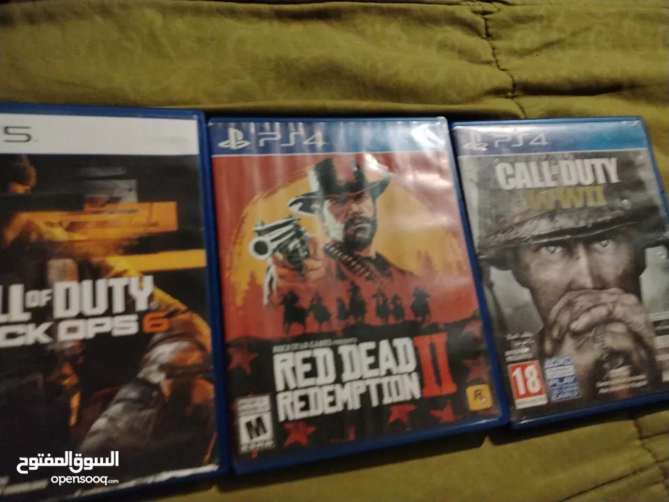 سيديات ps4 and ps5 للبيع سيدي red dead redemptiion 2 /blacl ops 6 world war war2