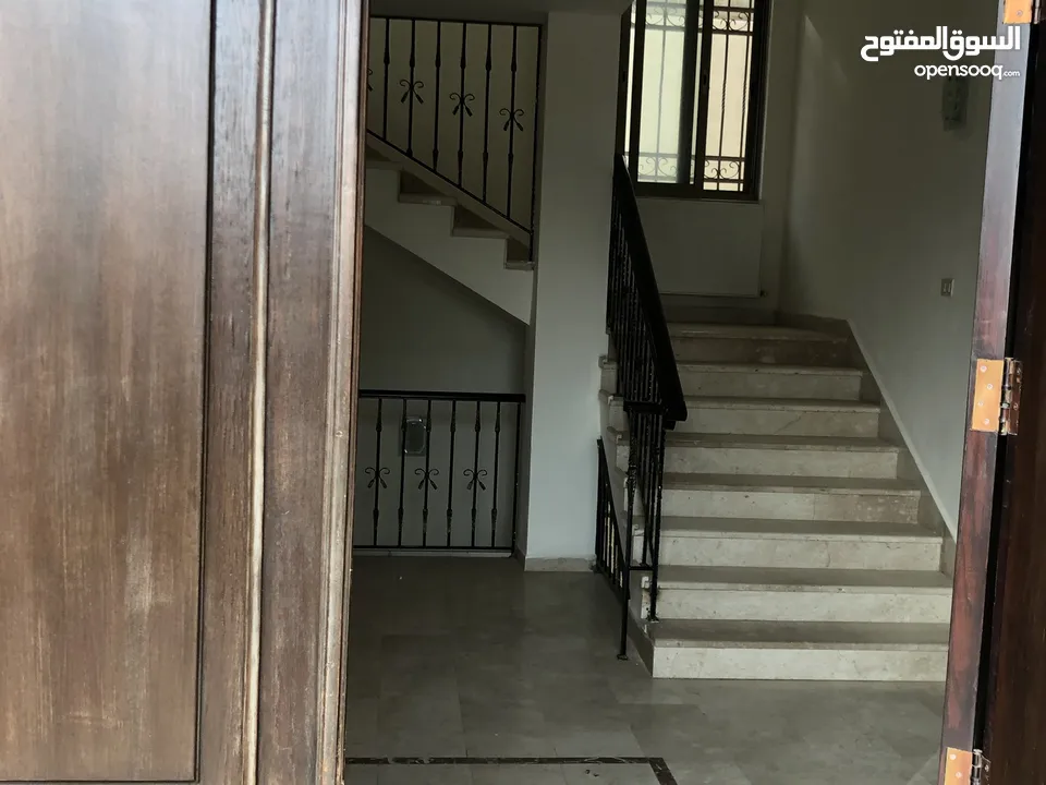 فيلا في عبدون للايجار  Villa For Rent At Abdoun