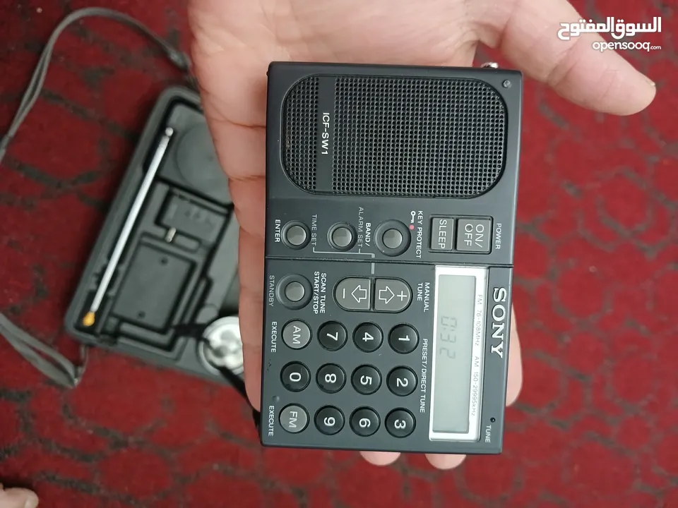 راديو SONY نادر جدا ياباني اصلي مع شنطته وكامل معداته