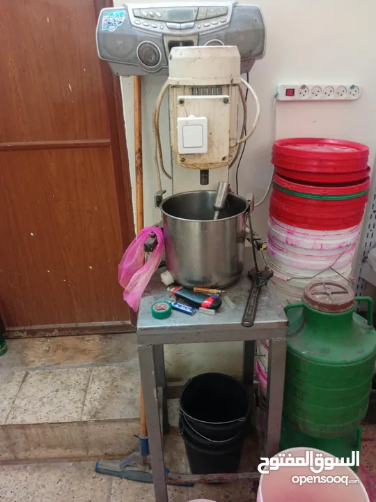 عدة مطعم كاملة