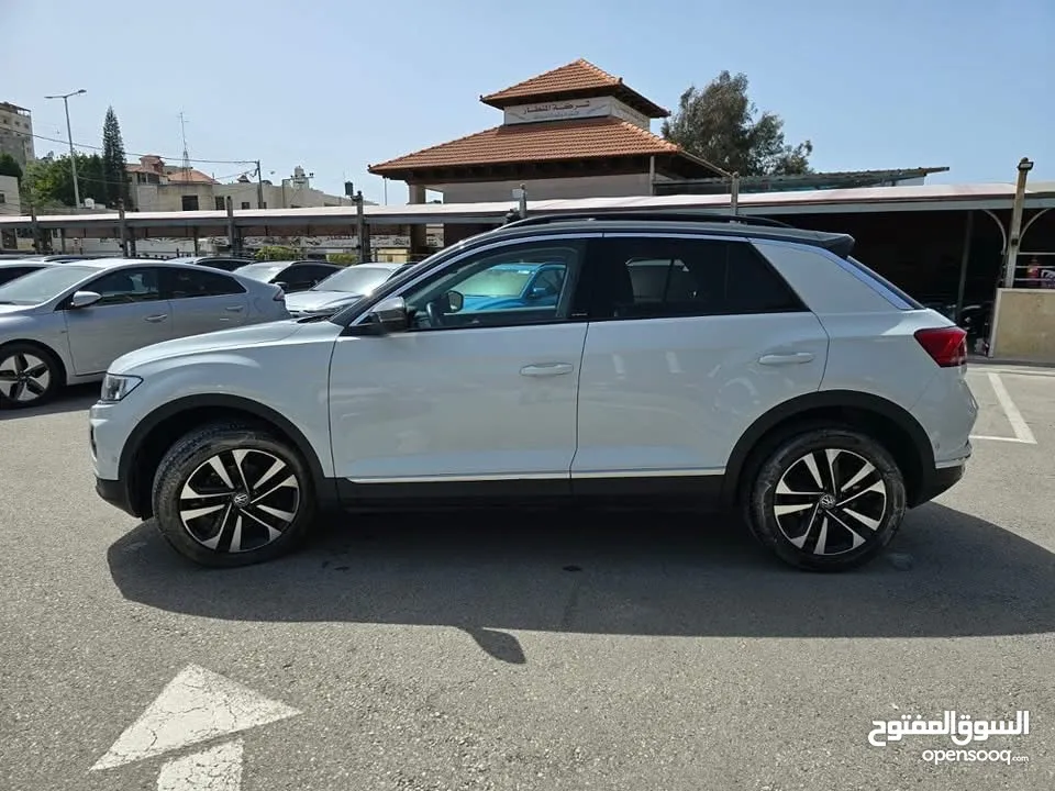 فولكس فاجن T-ROC ترخيص 2020 محرك 1500 بنزين