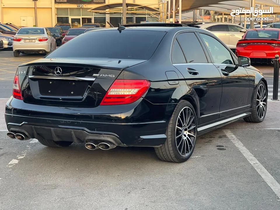 Mercedes C300 full options 2013