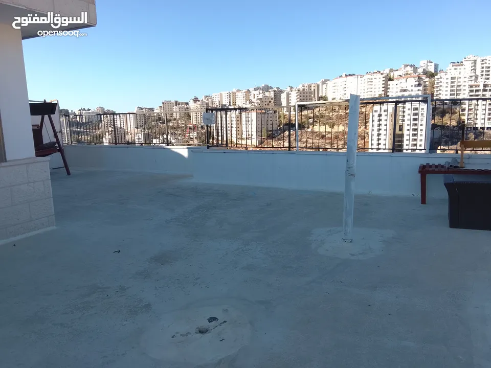 روف عباره عن استوديو