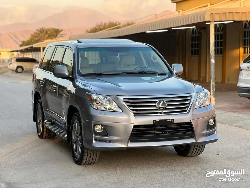 Lexus LX570 GCC V8 2011 Price 74,000 AED