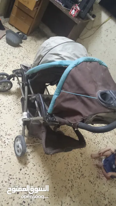 عربايه اطفال توئم للبيع بسعر ممتاز  ماركه graco