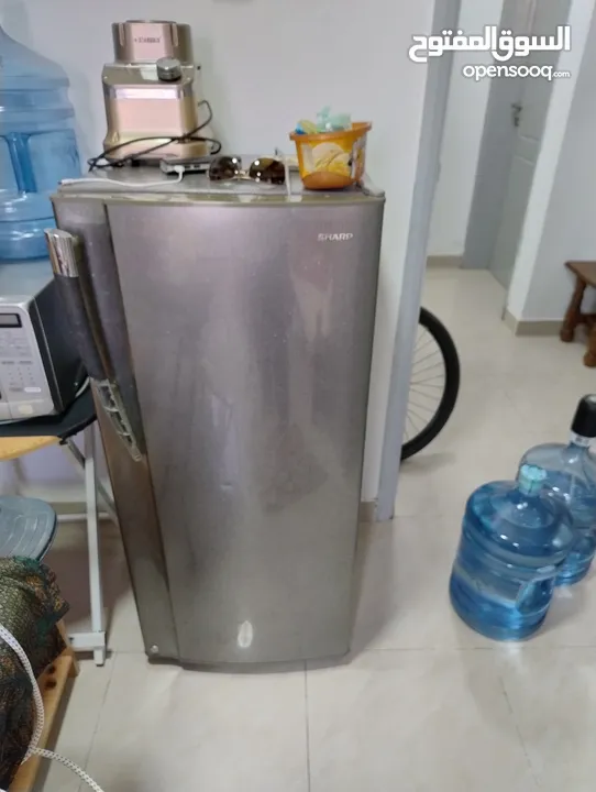 very good working conditon sharp fridge for sale