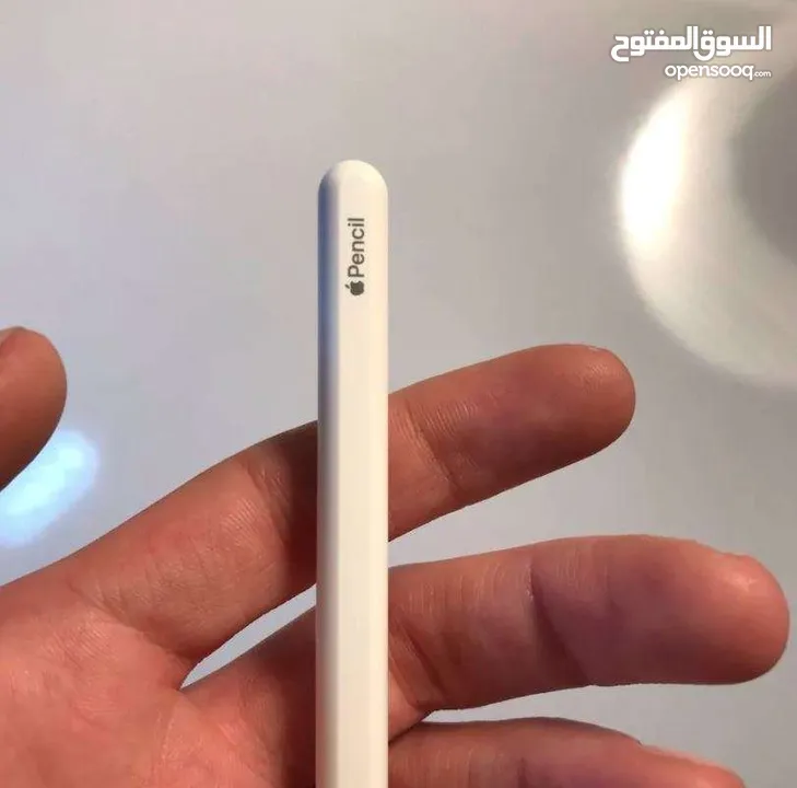 قلم ابل الجيل الثاني مستعمل بحاله ونظافه الجديد  apple pencil 2