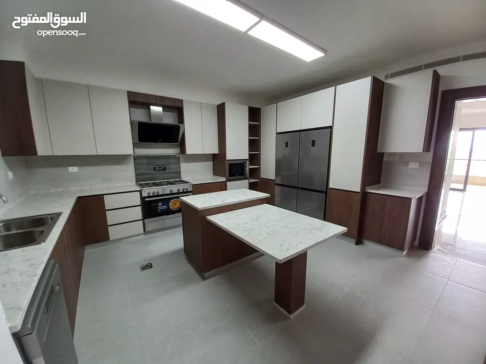 شقة غير مفروشة للإيجار 420م2 ( Property 12999 )-175073071