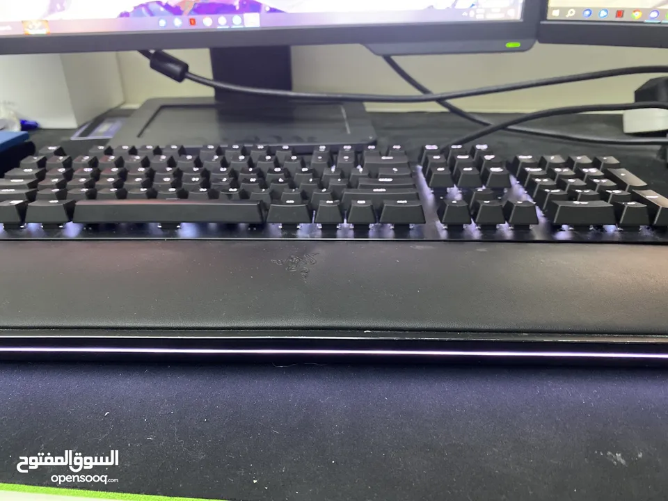 Razer hunstman elite keyboard fully functional perfect condition