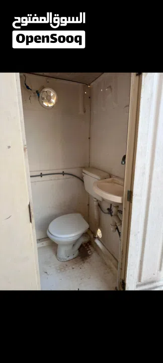 حمام فايبر بحاله جيده مع معداته