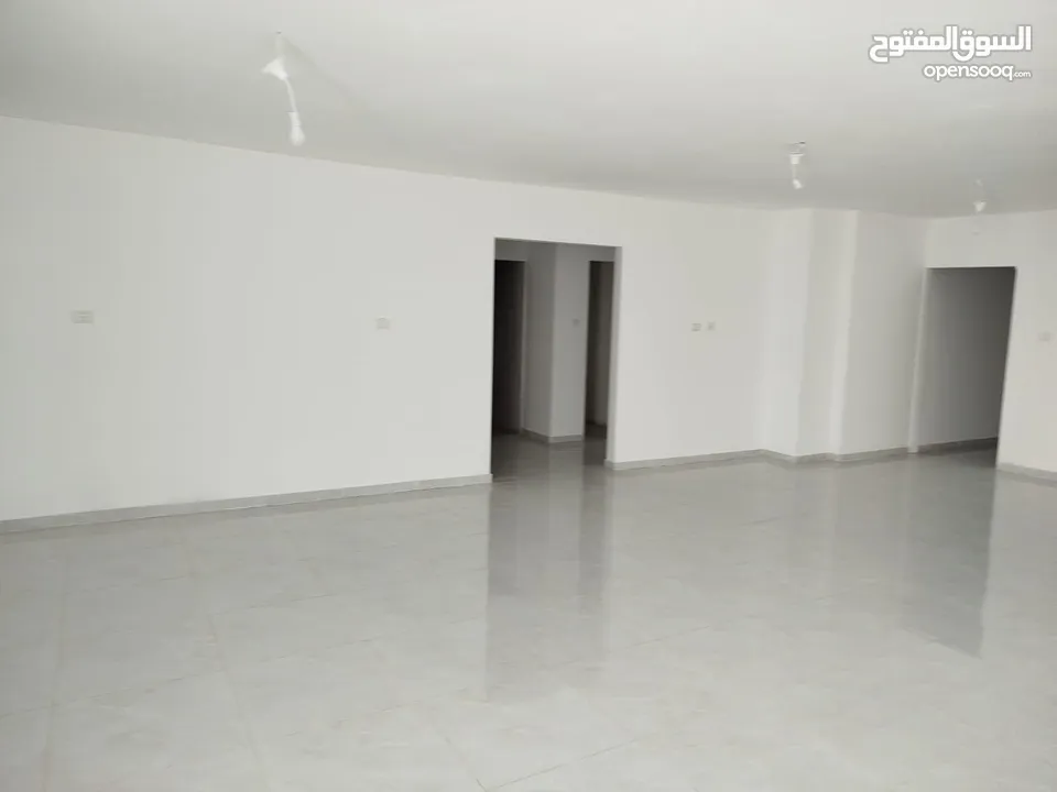شقه سكنية للبيع