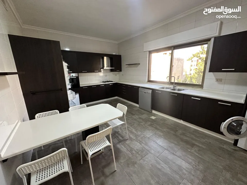 شقه غير مفروشه للايجار في عبدون ( Property 39798 )-175064430