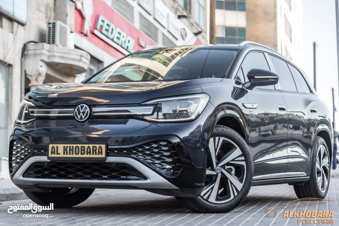 Volkswagen ID6 Crozz Pro 2024 Piano black