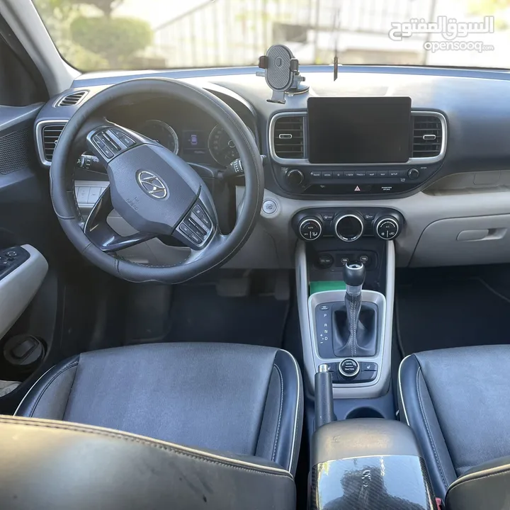 Hundai venue (V) one million 2020