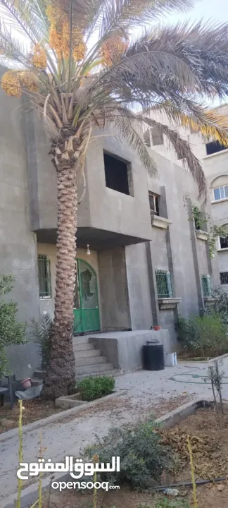 منزل للبيع فيلا طابقين الطابق الاول مشطب