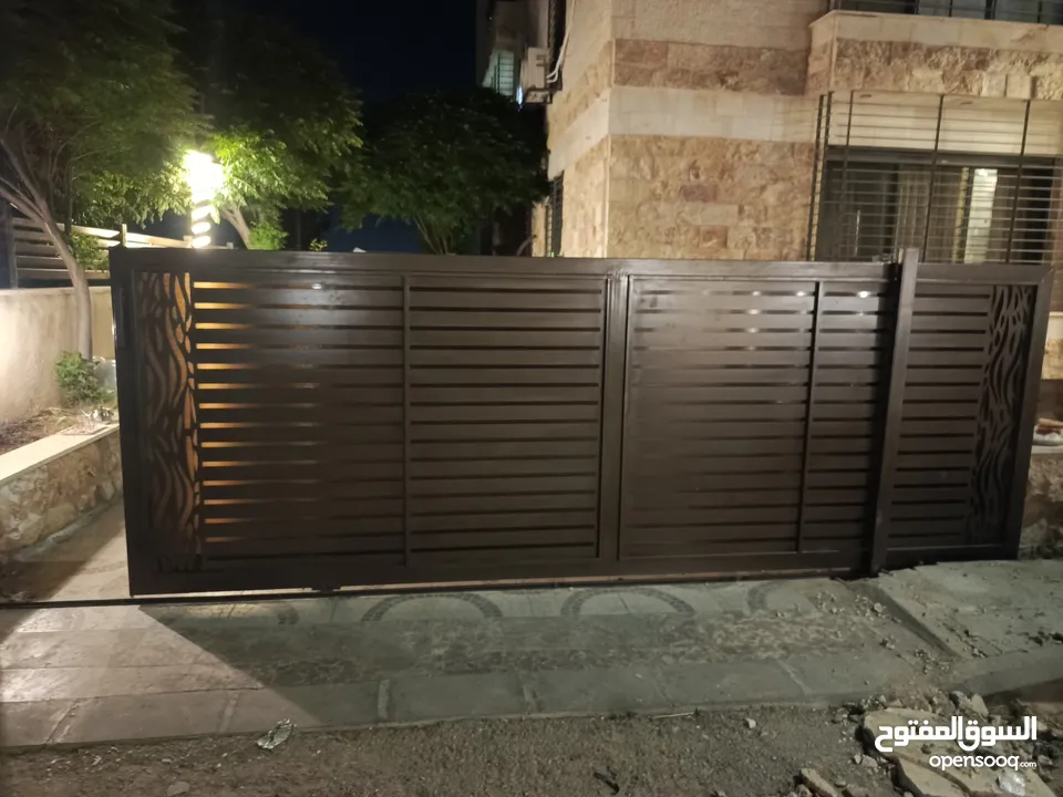 محدده الرحمن لتفصيل الحديد ابواب حمايات بوابات دربزين