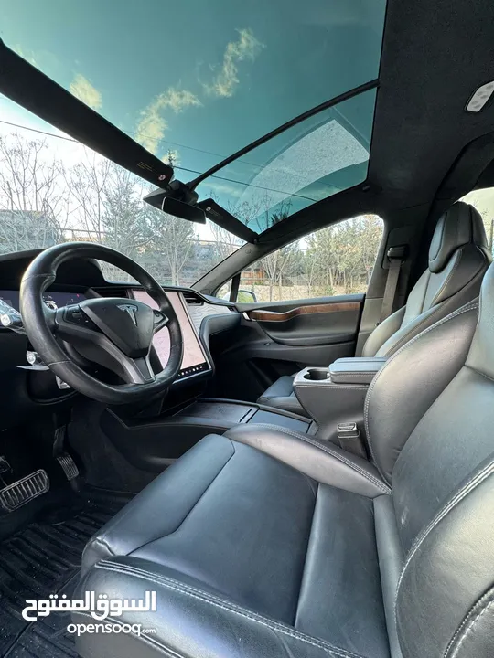 Tesla model X 2020