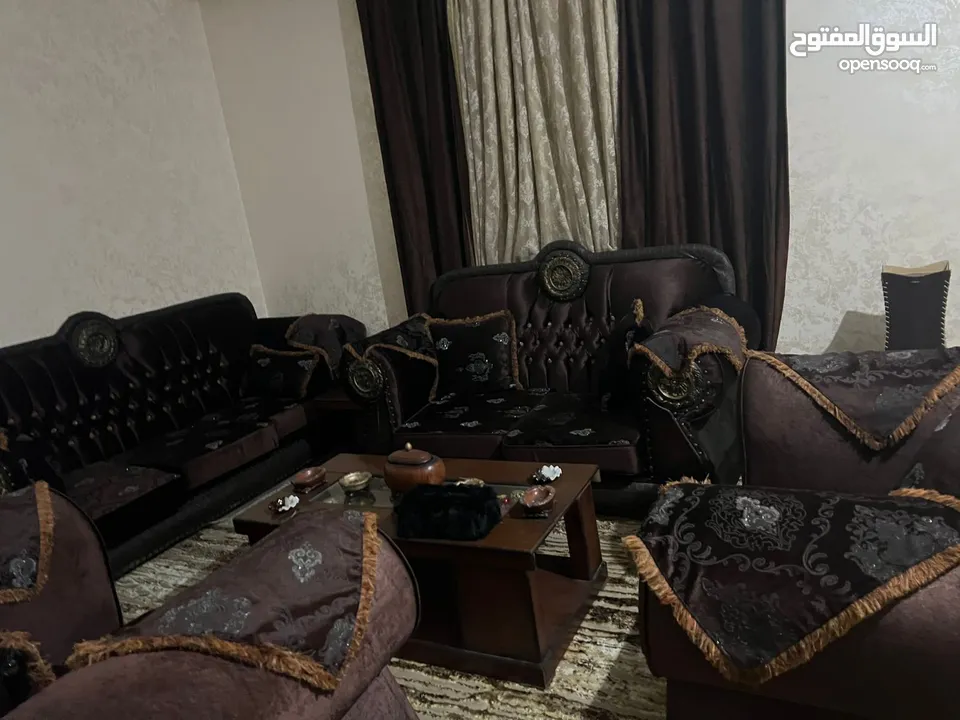 اثاث منزل وكهربائيات المنزل مستعمل بحالة الجديد للبيع بسعر حرق