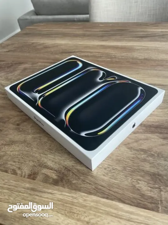 Ipad pro 13-inch(M4) جديد كفالة شرق اوسط بسعر مميز