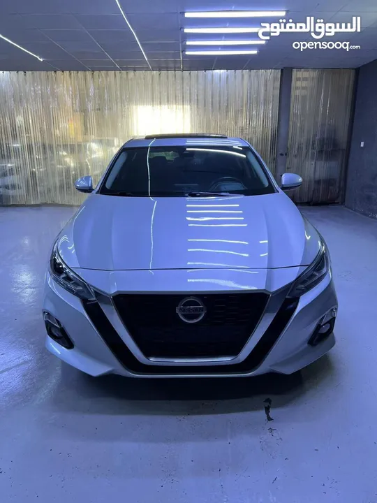 Nissan 2019