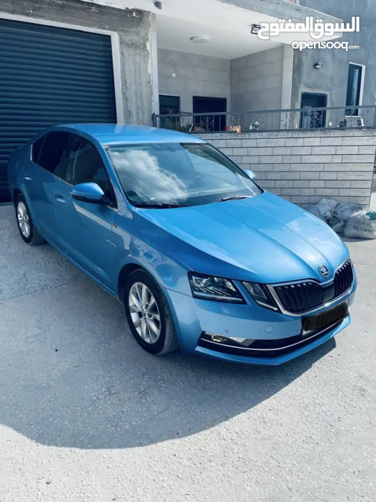 سكودا اوكتافيا 2019/18